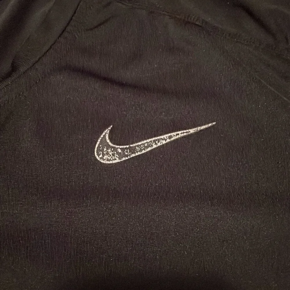 EUC Nike Black Short Sleeve Dri-Fit Fitted Short Sleeve Tee - Size Large